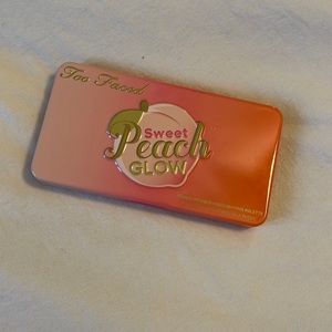 too faced: sweet peach glow